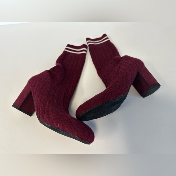 Catherine Malandrino Burgandy Sock Boots size 7 - Picture 11 of 16